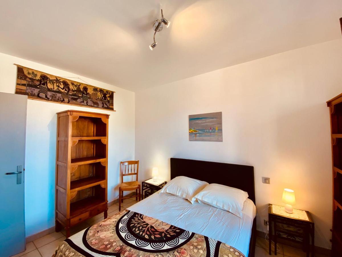 פרופריאנו Joli Deux Pieces, Centre Ville Et Proche Plage מראה חיצוני תמונה